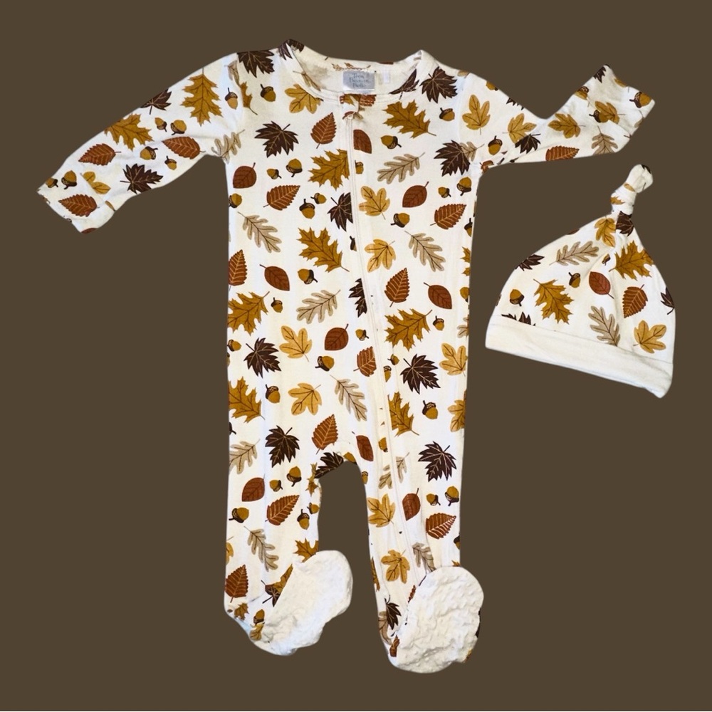 NWT Bamboo Footie Set